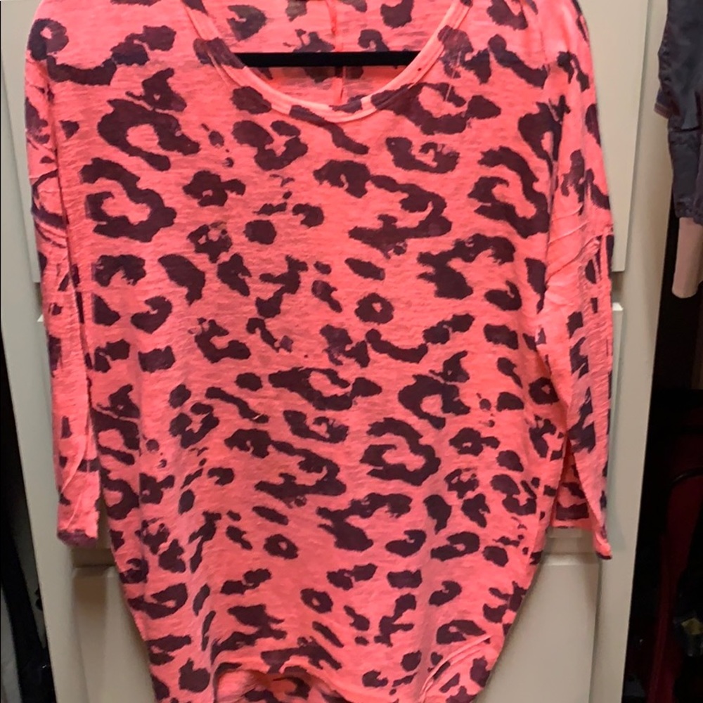 Leopard top
